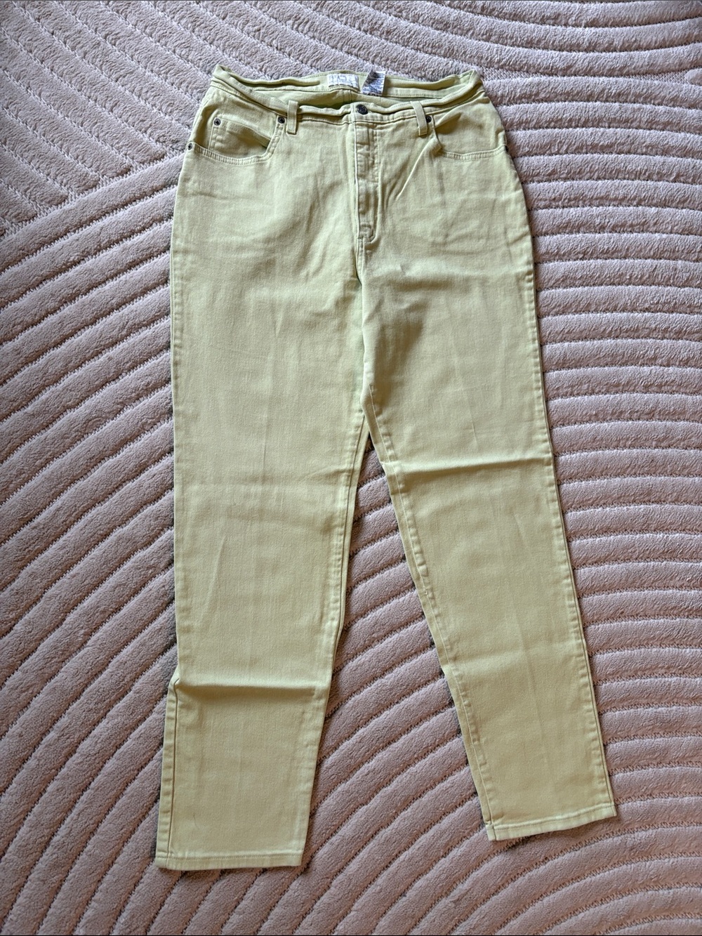 Women’s Pale Green High-Rise Jeans